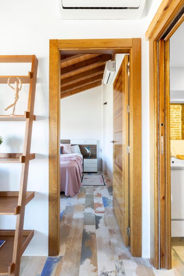 Apartamentos Ejemplares Alcalá de Henares Eksteriør bilde