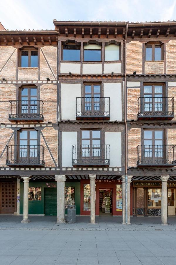 Apartamentos Ejemplares Alcalá de Henares Eksteriør bilde